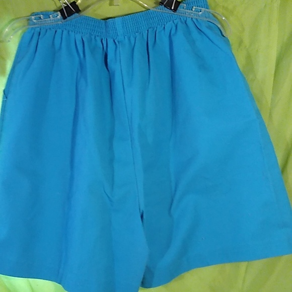 Shorts - Picture 5 of 7